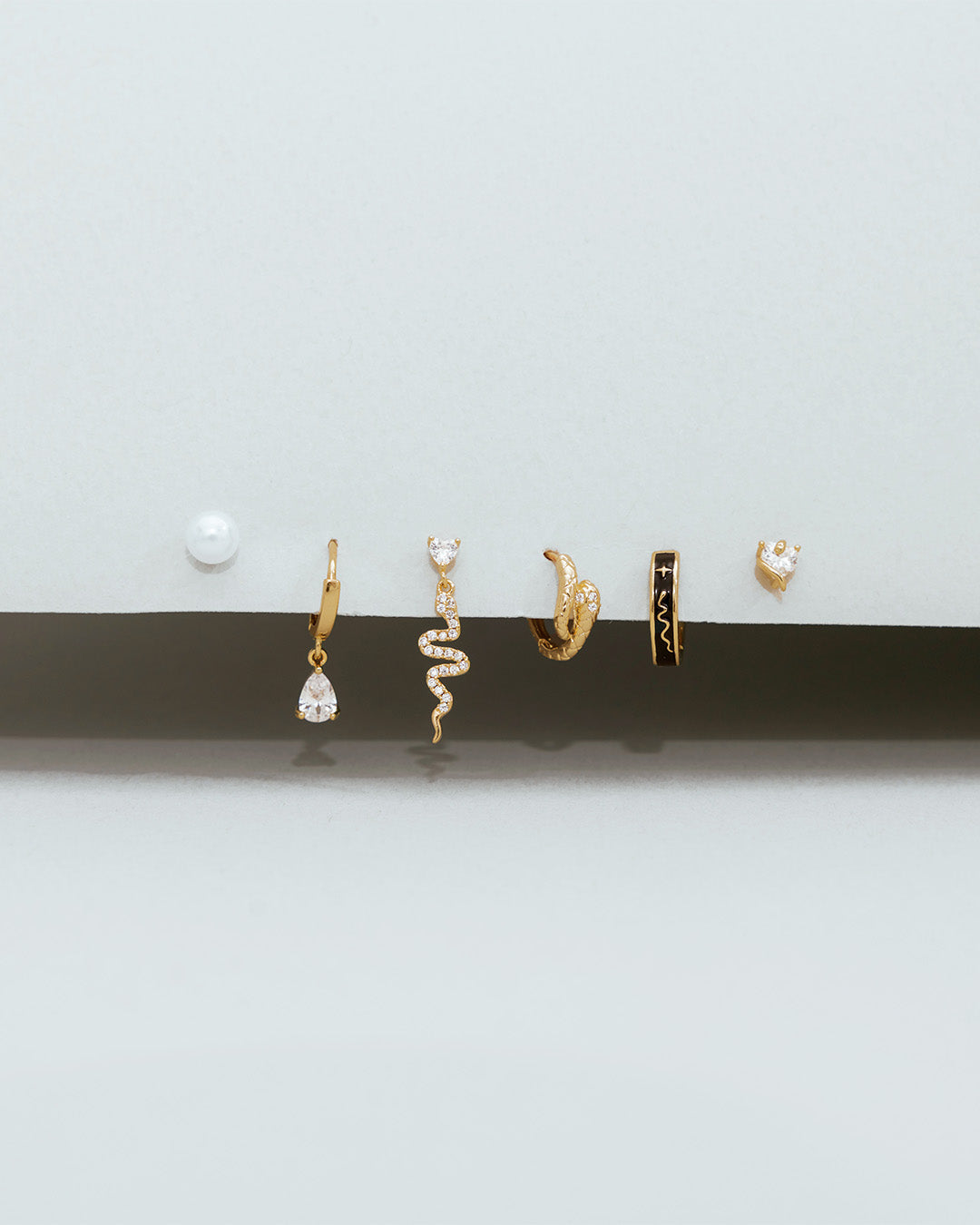 Set de Aretes Solitarios Serpiente