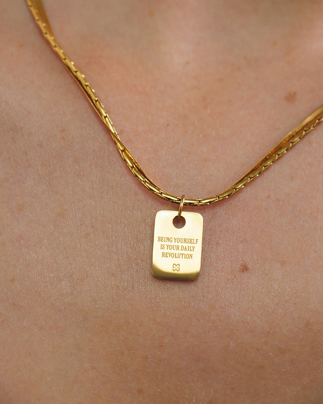 Collar Doble Entrelazado - Acero Inoxidable