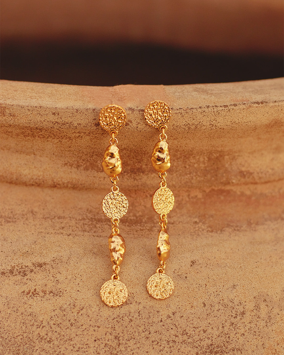 Aretes Golden Dawn