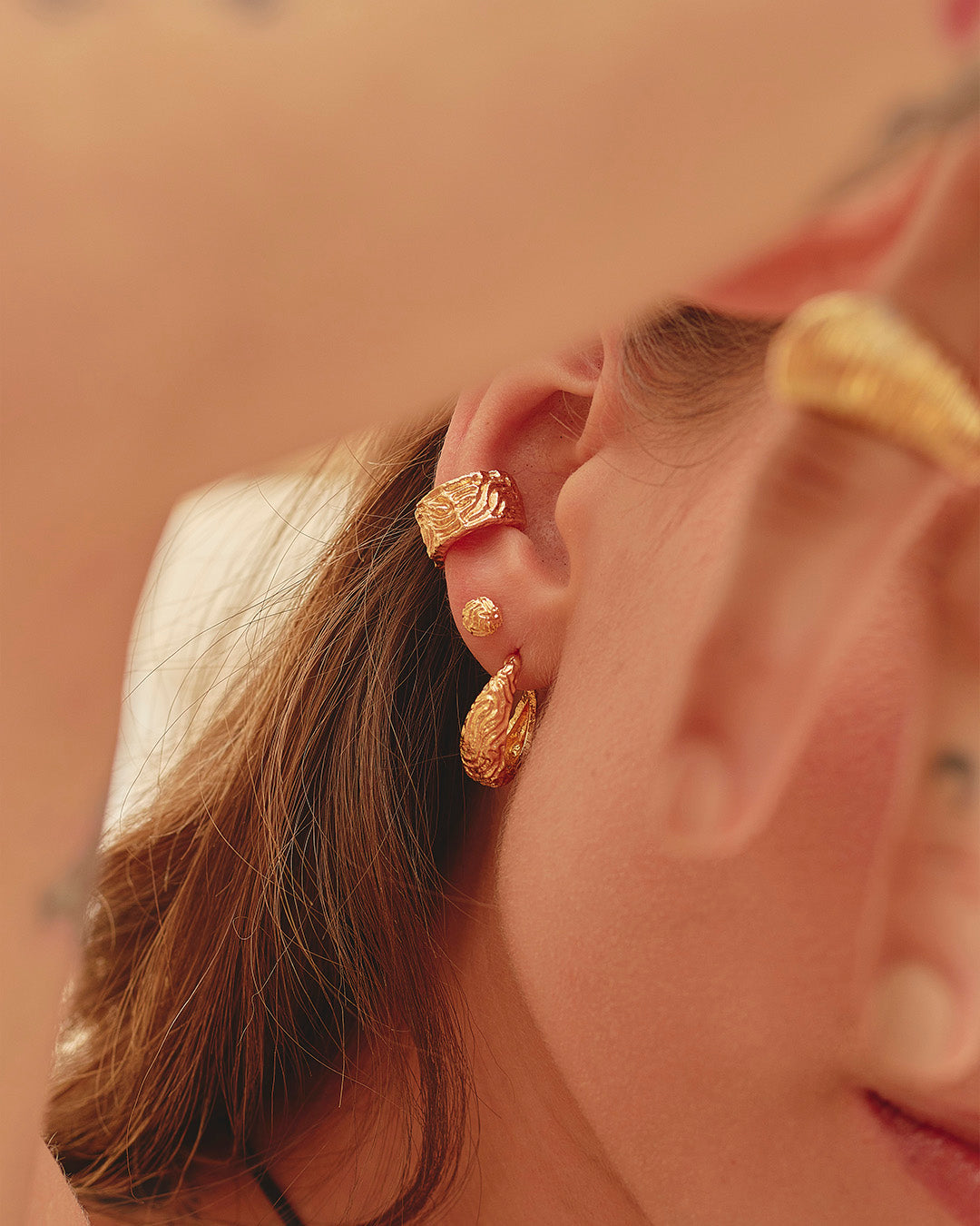 Earpaty de earcuff, candongas y topos en baño de oro o plata