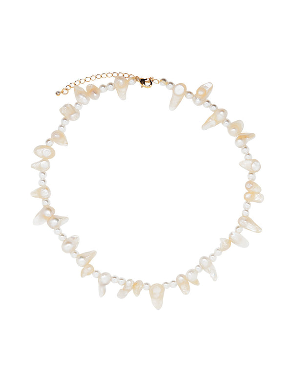 Collar Corto Perlas Irregulares