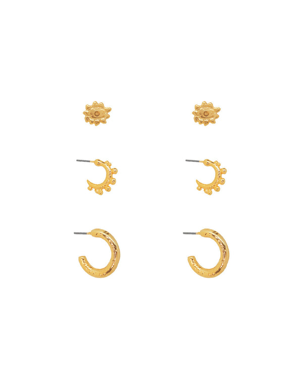 Set de 3 Aretes Cairo que incluye topos mini sol, candongas balines y talladas